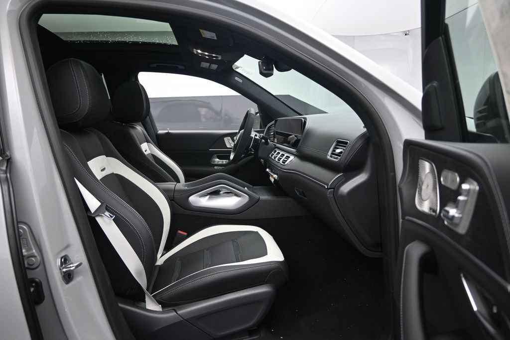 New 2026 Mercedes-Benz GLE 63 AMG S image 24