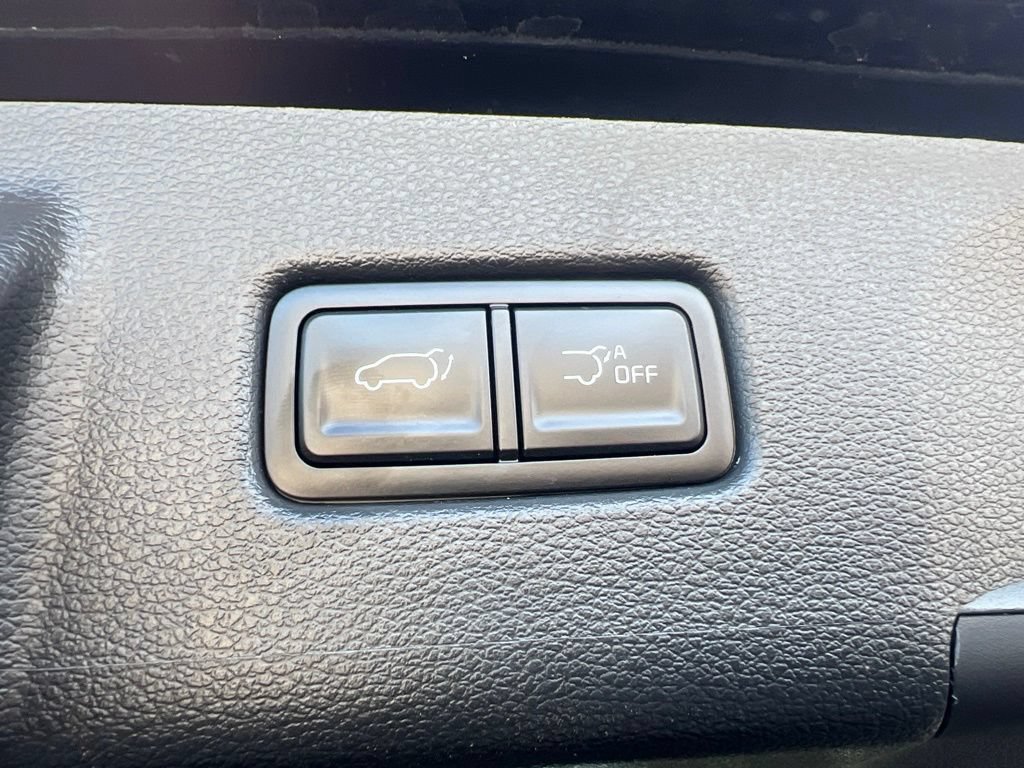 Certified 2025 Kia Telluride EX w/ EX Captain's Chair Package AWD/4WD image 14