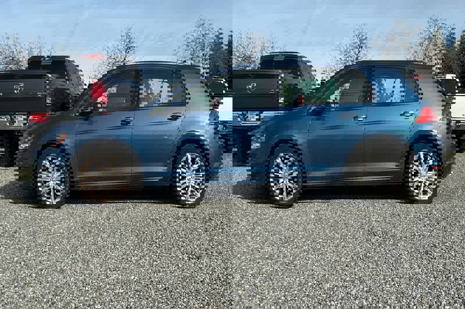 Used 2015 Volkswagen Golf TDI SE image 6