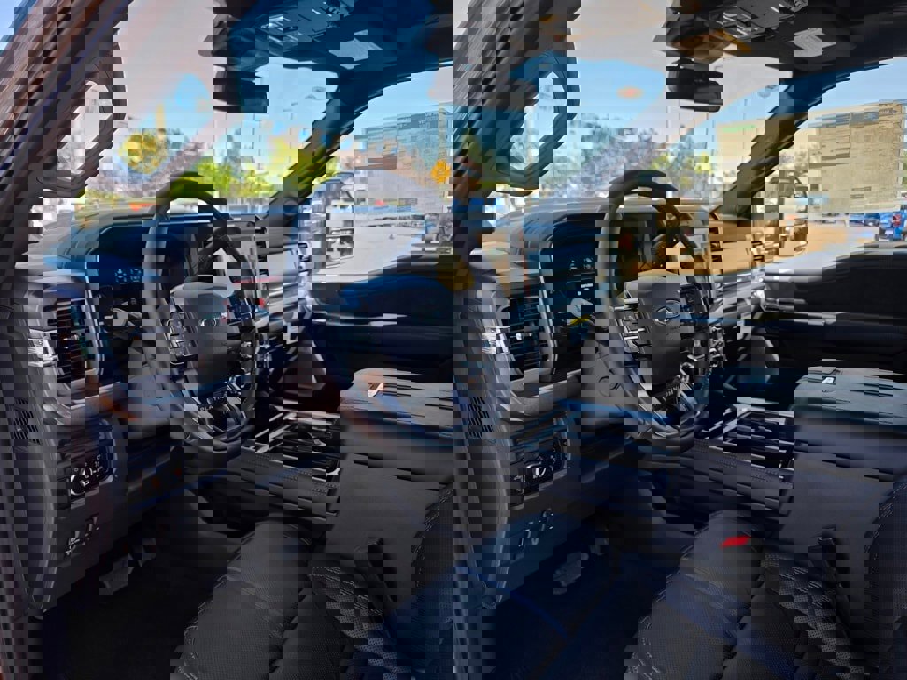 New 2025 Ford F350 Platinum image 10