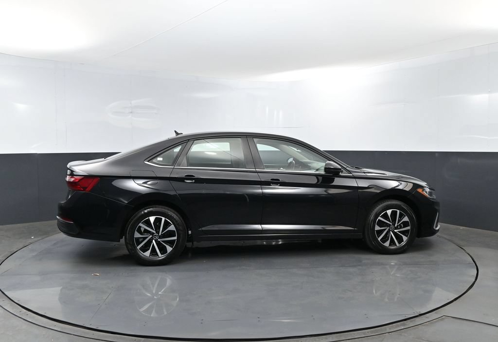 Used 2025 Volkswagen Jetta S FWD image 4