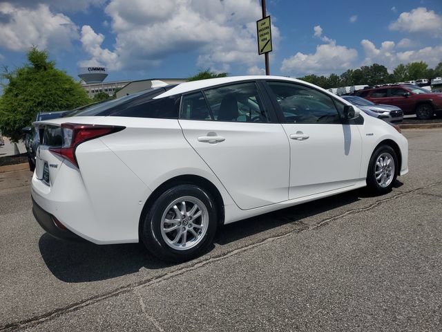 Used 2022 Toyota Prius LE FWD image 6