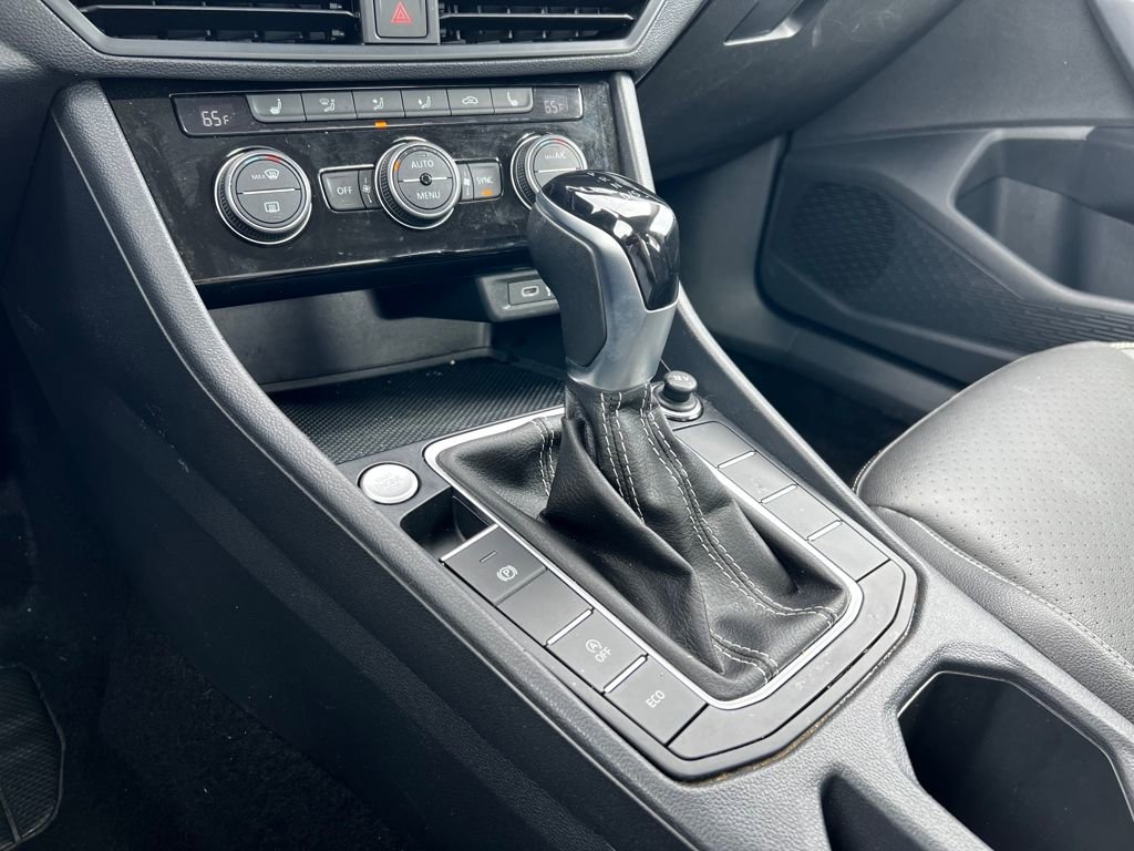Used 2024 Volkswagen Jetta SE image 21