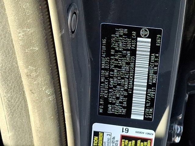 Used 2025 Toyota Camry LE image 31