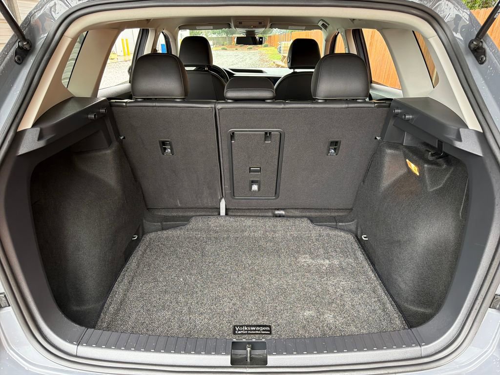 Used 2023 Volkswagen Taos SE image 31