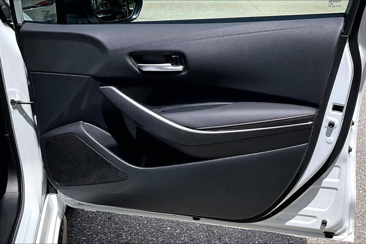 Used 2024 Toyota Corolla SE FWD image 27