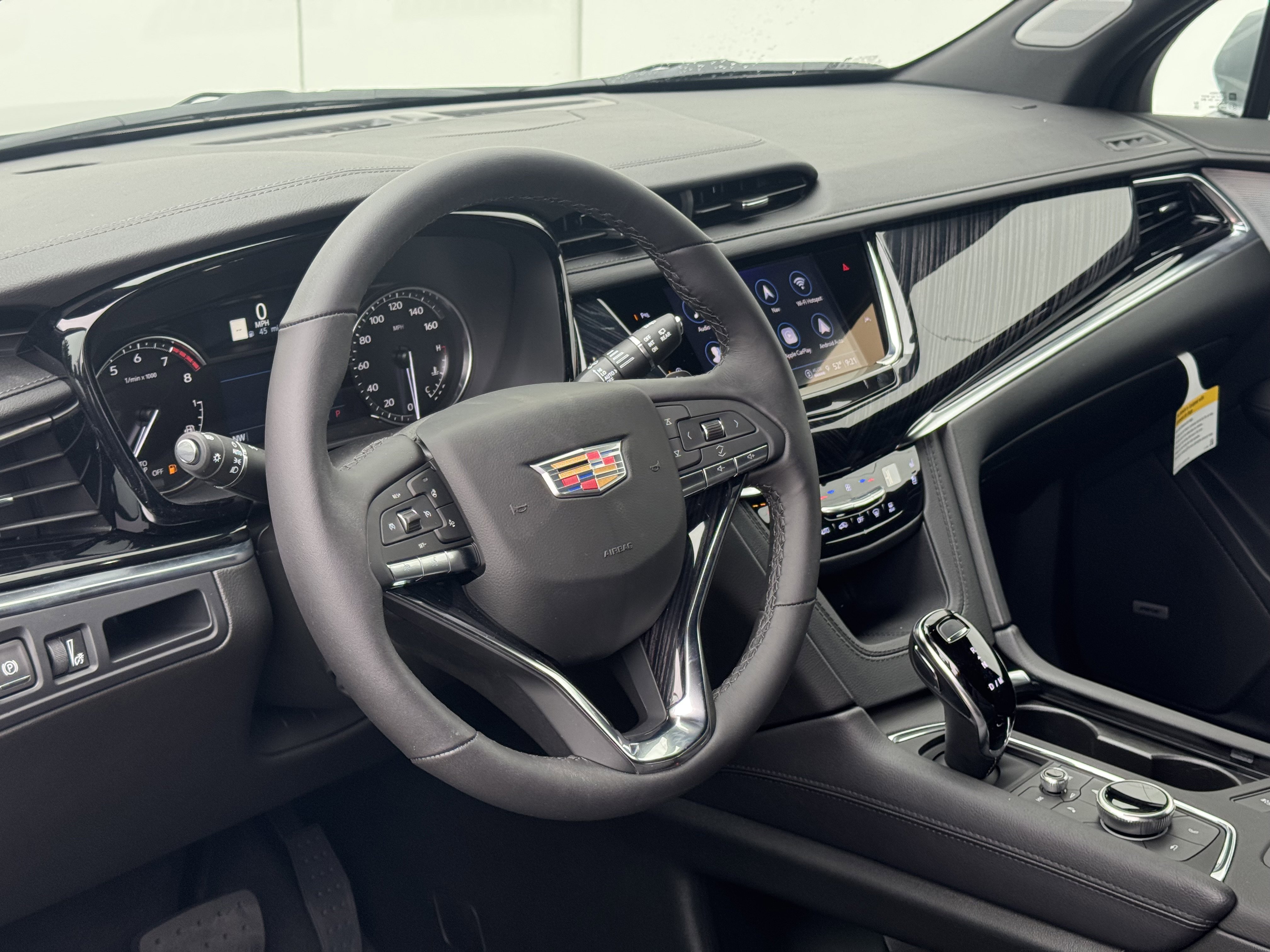 New 2025 Cadillac XT6 Premium Luxury image 17