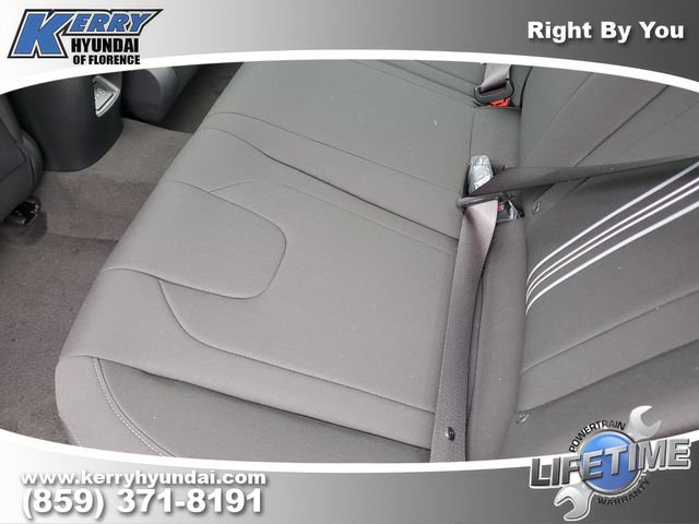 New 2026 Hyundai Elantra Sport FWD image 14
