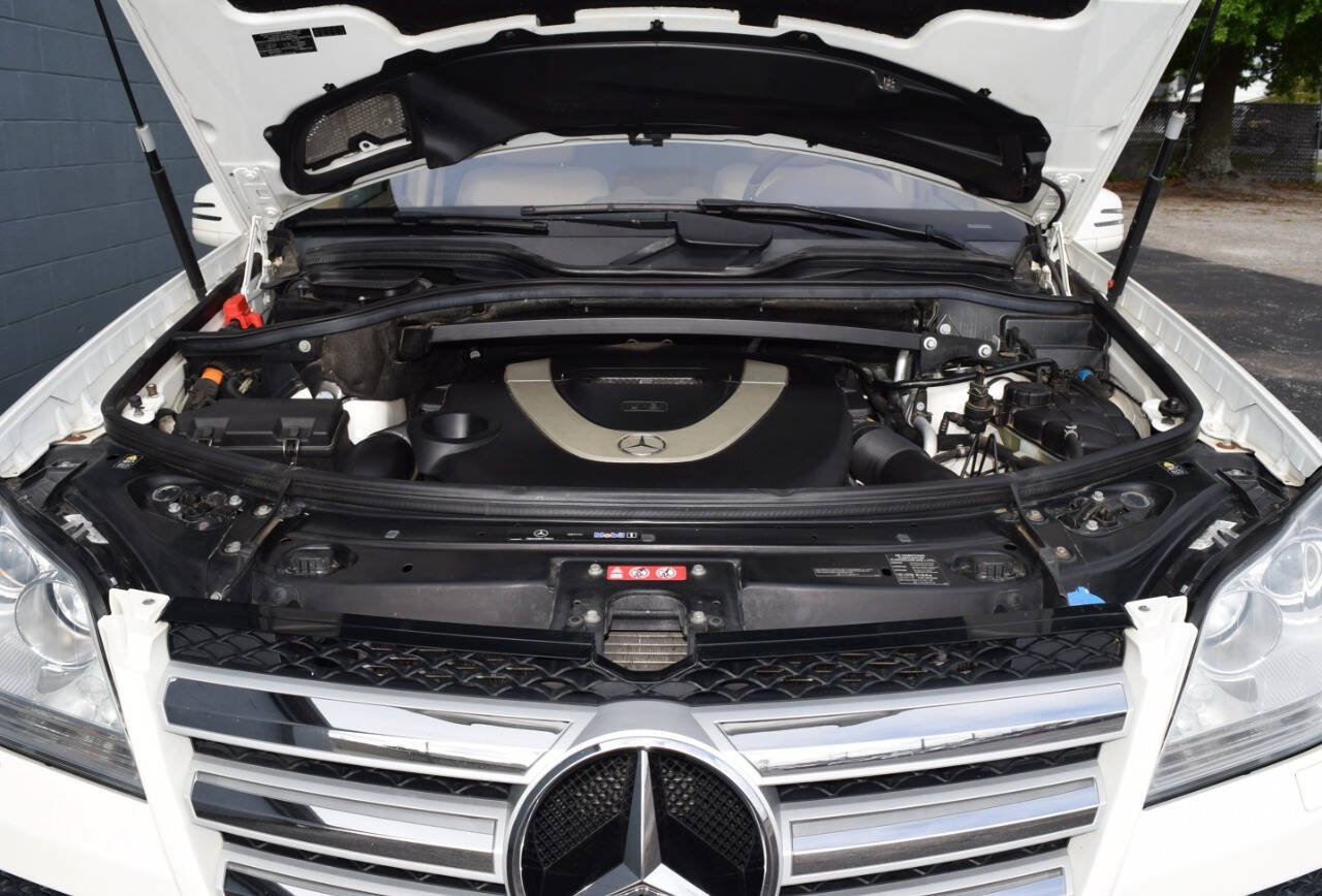 Used 2011 Mercedes-Benz GL 550 4MATIC image 70