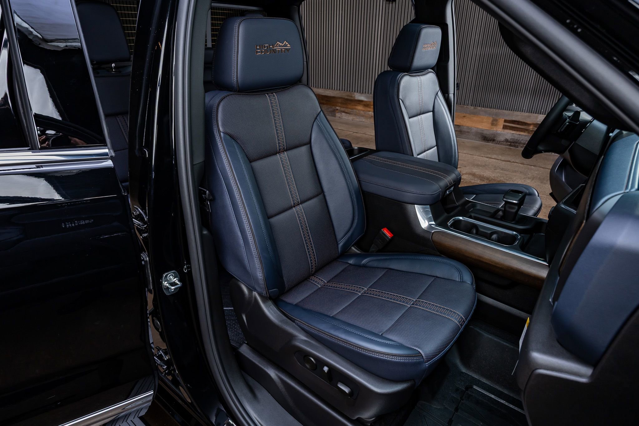 Used 2026 Chevrolet Silverado 1500 High Country image 31