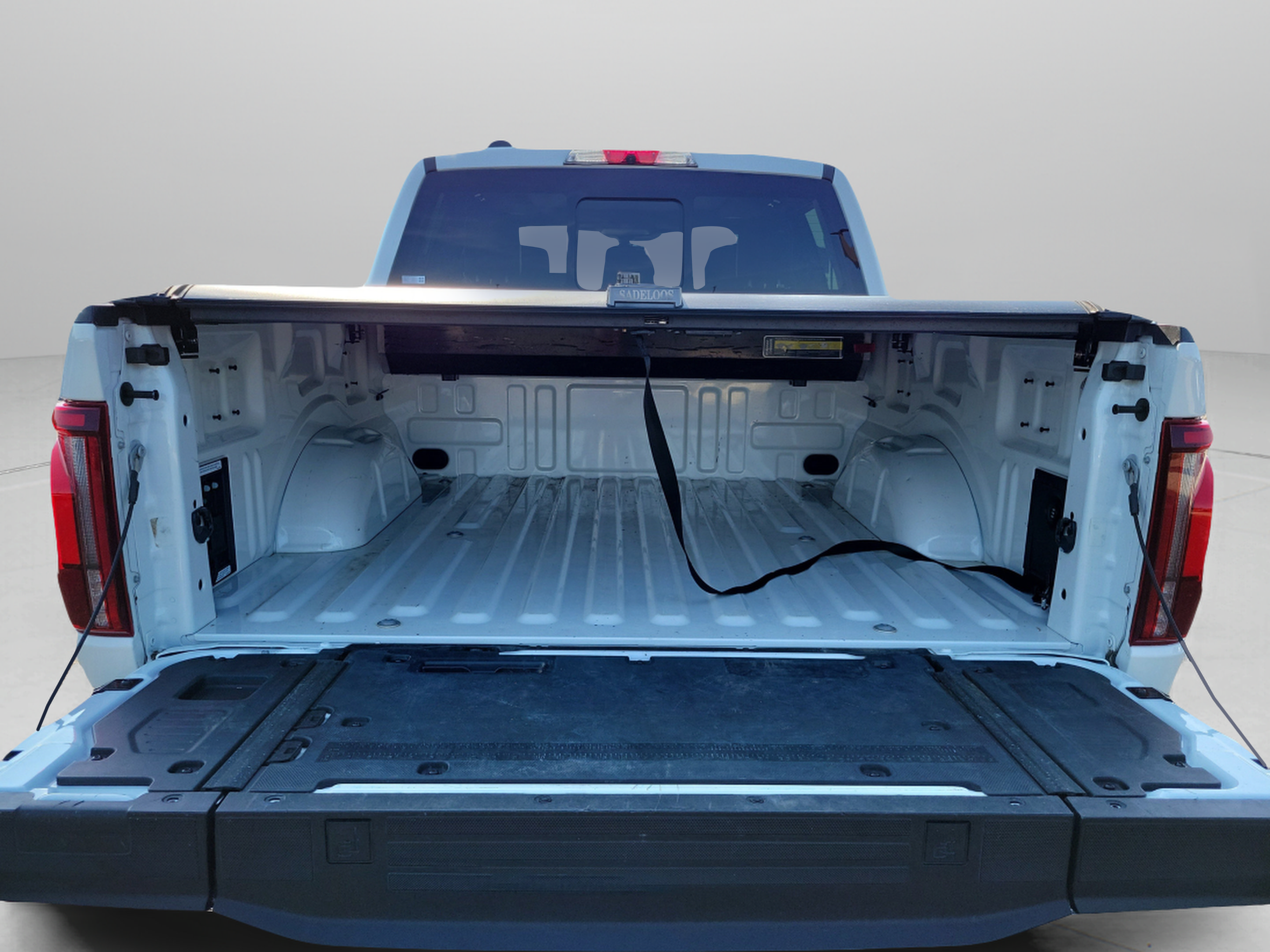 Used 2025 Ford F150 Platinum w/ Equipment Group 702A High AWD/4WD image 7