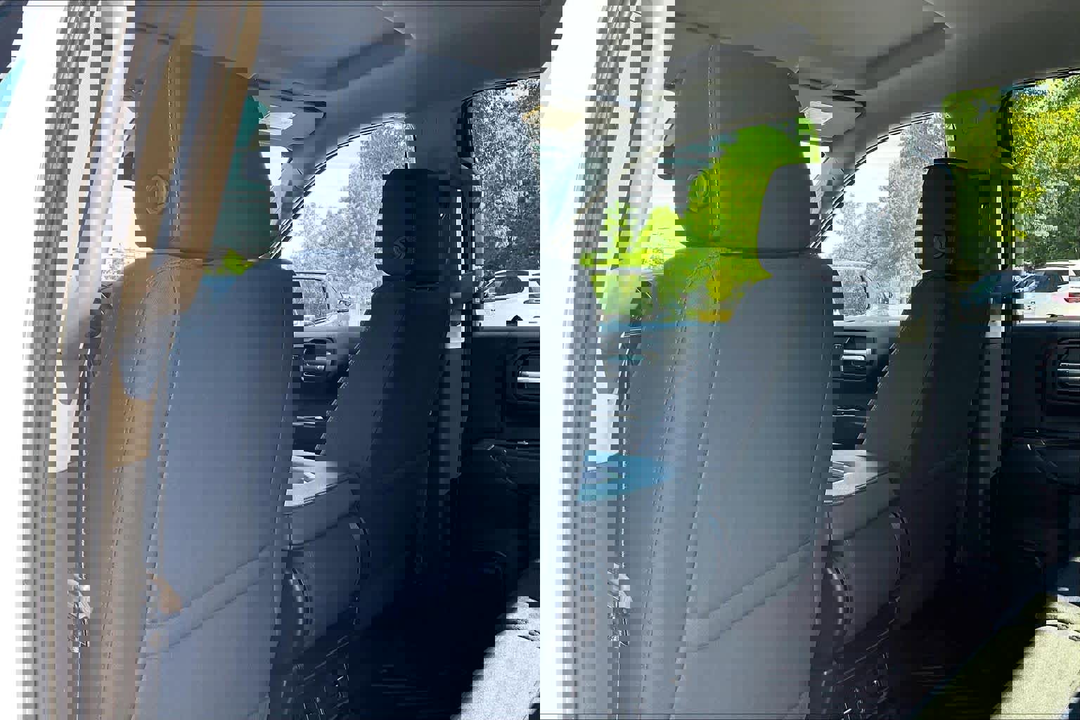 Used 2025 Chevrolet Silverado 1500 Custom image 22