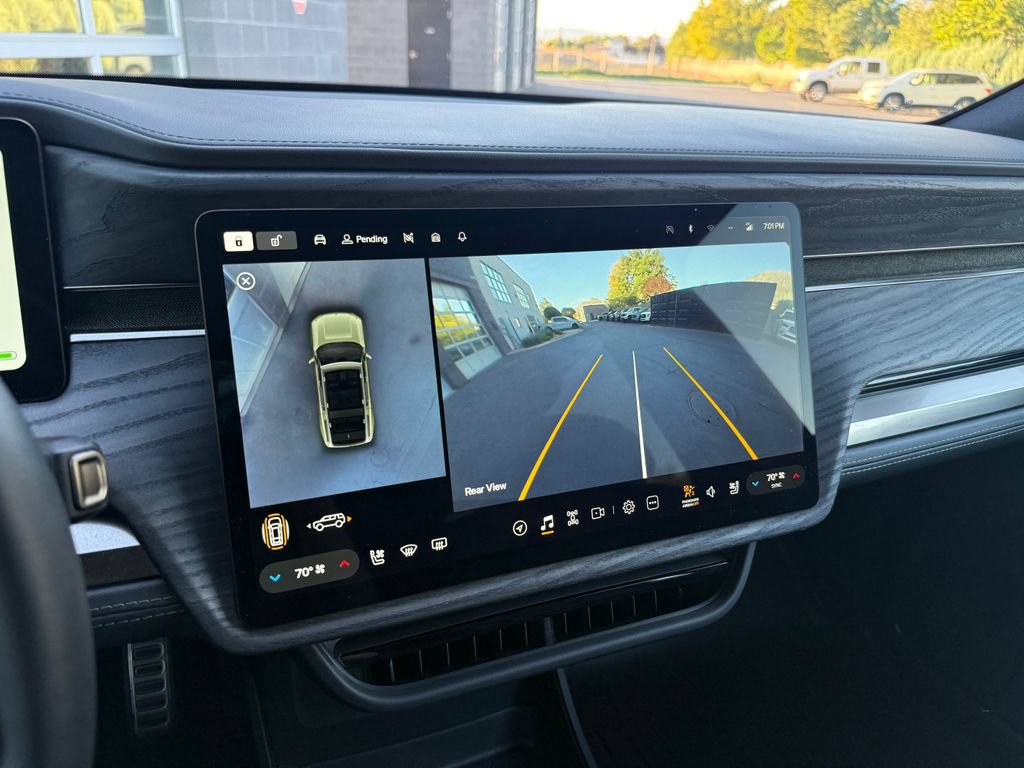 Used 2022 Rivian R1S Launch Edition Quad AWD/4WD image 26