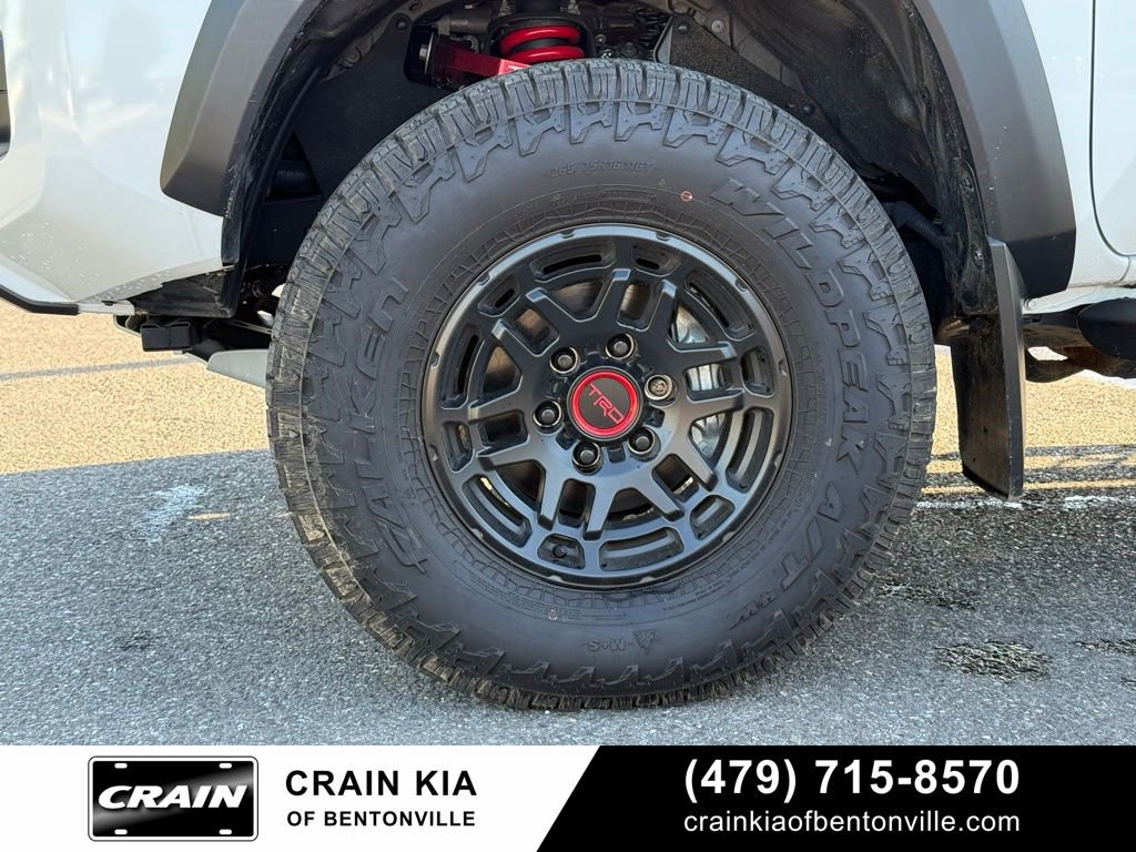 Used 2022 Toyota Tacoma TRD Pro AWD/4WD image 32