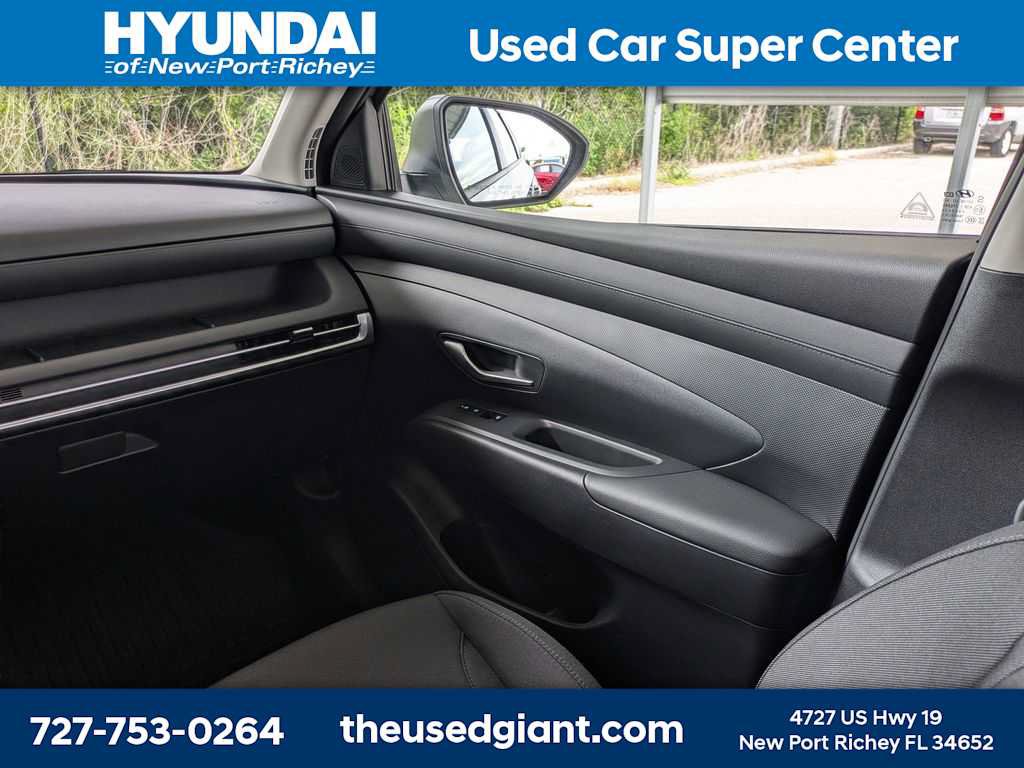 Used 2026 Hyundai Tucson Blue SE AWD/4WD image 21