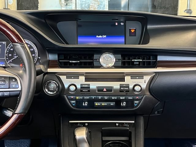 Used 2017 Lexus ES 350 w/ Premium Package FWD image 35