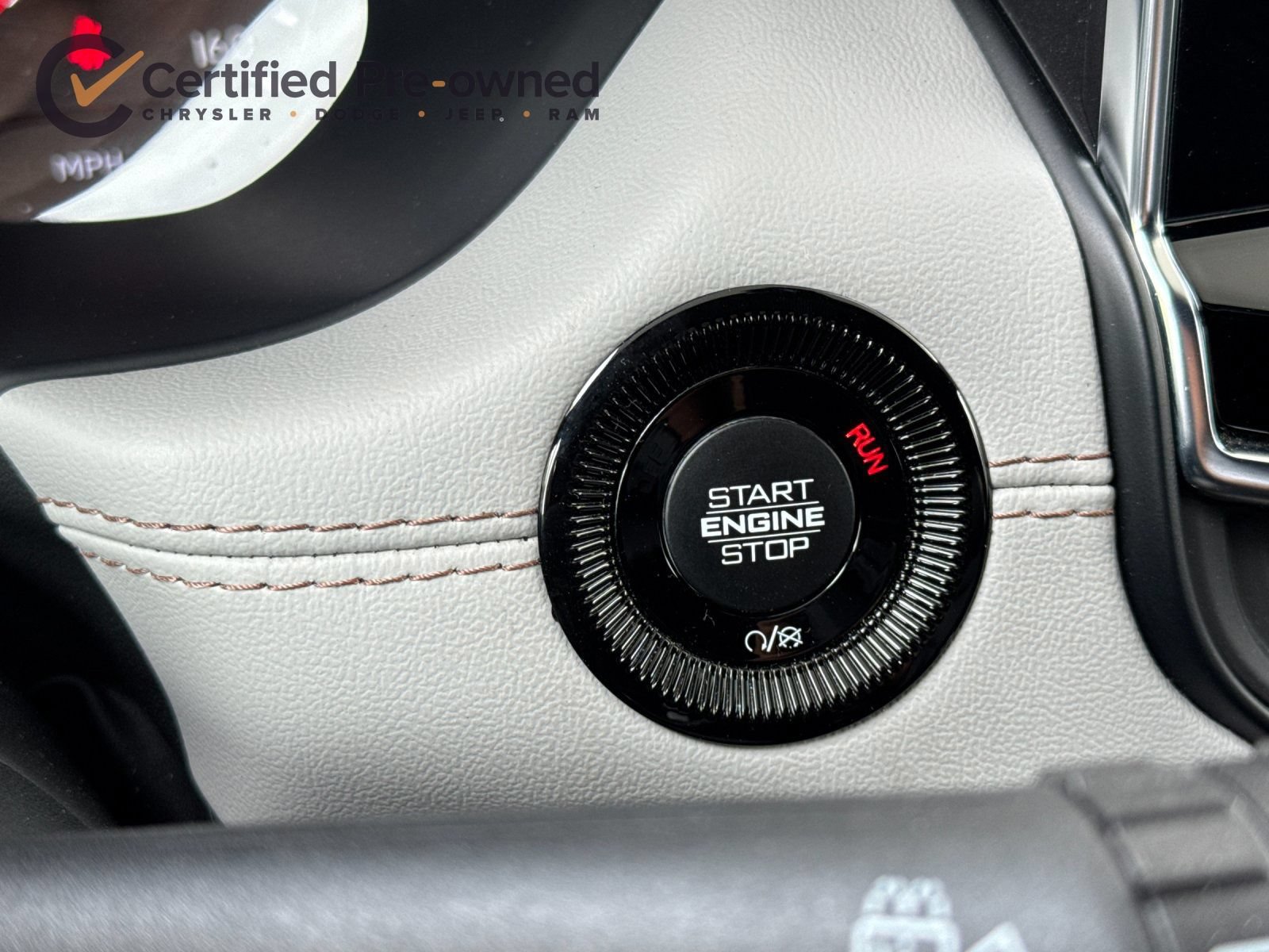 Certified 2025 Jeep Compass Limited AWD/4WD image 23