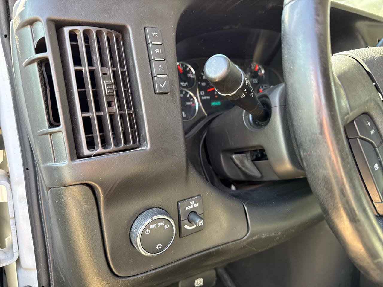 Used 2022 GMC Savana 2500 w/ Driver Convenience Package RWD image 12