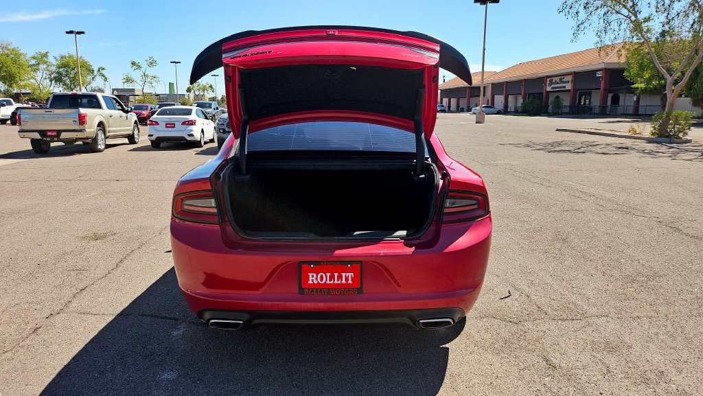 Used 2016 Dodge Charger SXT w/ Rallye Group RWD image 14