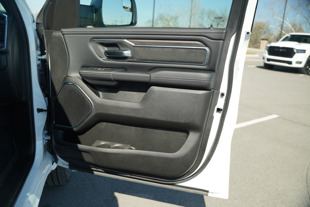 New 2026 RAM 1500 Laramie w/ Night Edition AWD/4WD image 18