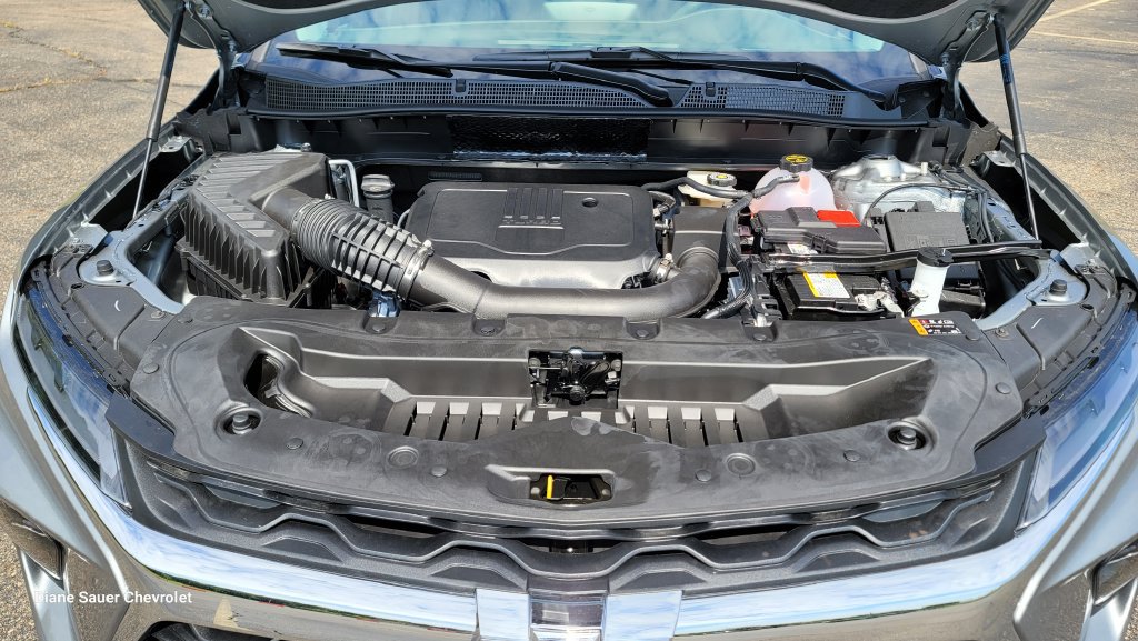 New 2026 Chevrolet Blazer LT w/ Convenience Package FWD image 17