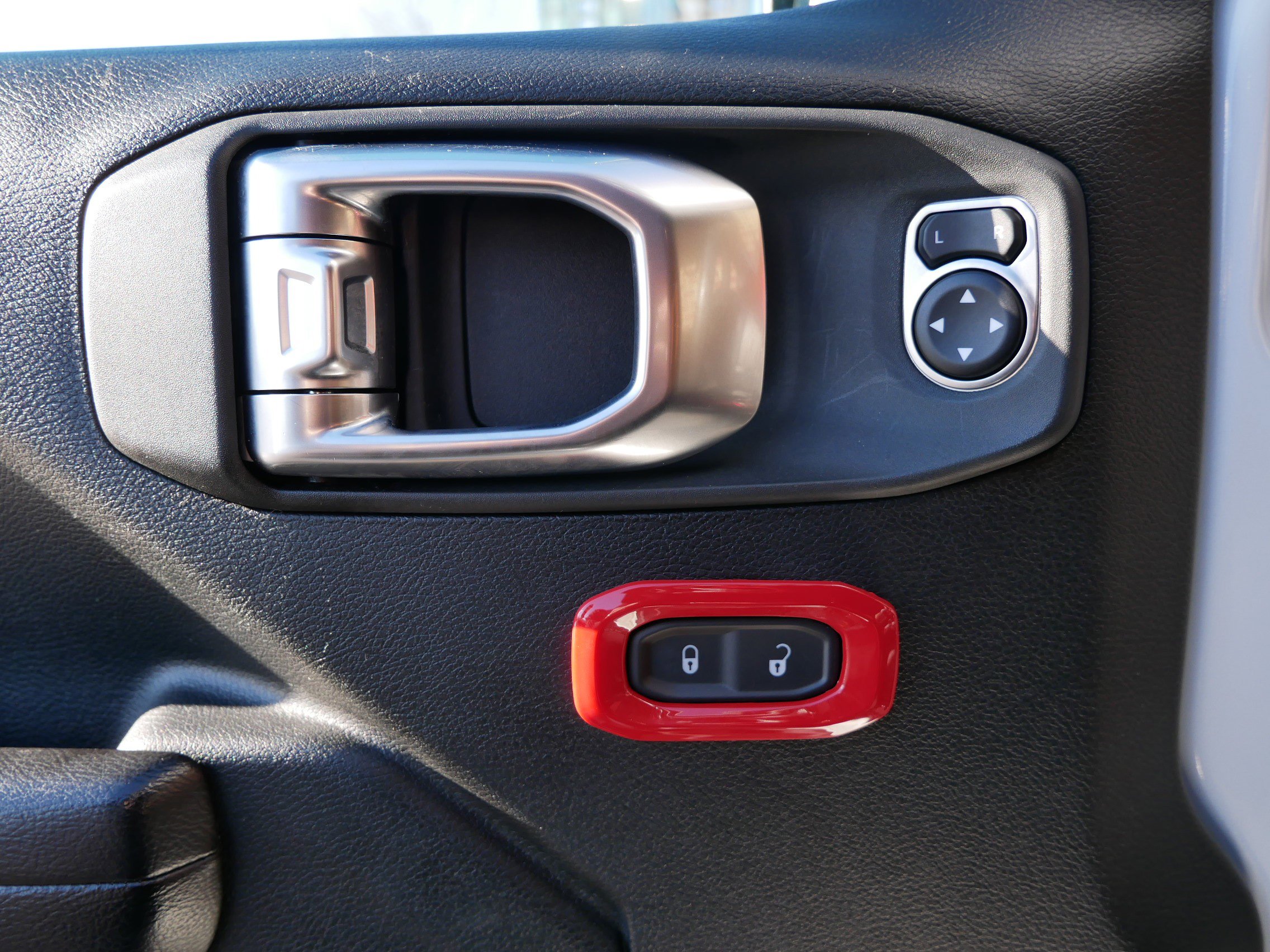 Used 2020 Jeep Wrangler Willys image 8