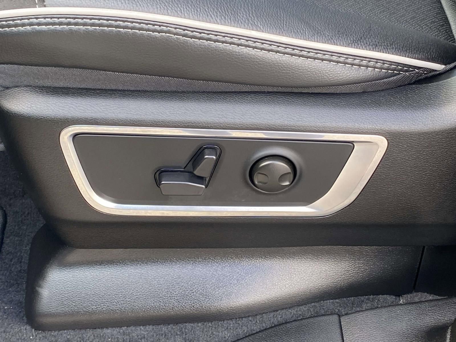 New 2026 RAM 1500 Laramie w/ Night Edition image 17