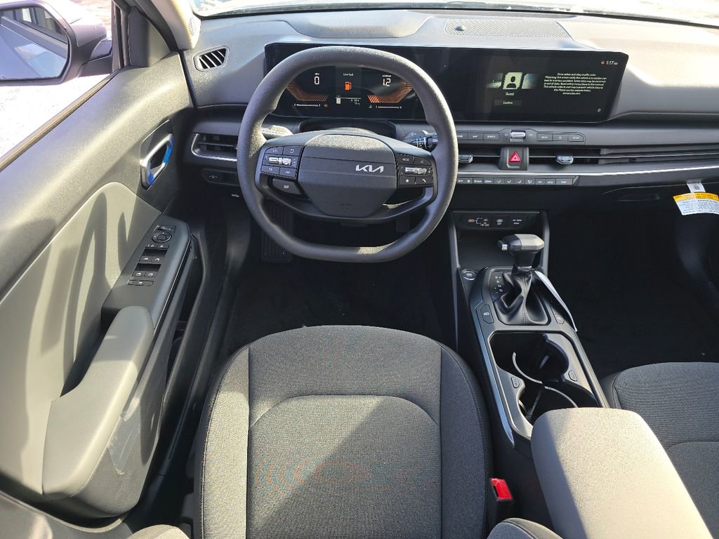 New 2025 Kia K4 LXS image 21