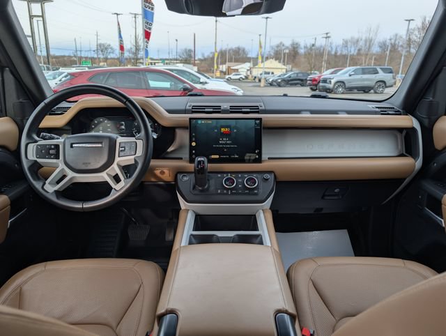 Used 2025 Land Rover Defender 110 S AWD/4WD image 11