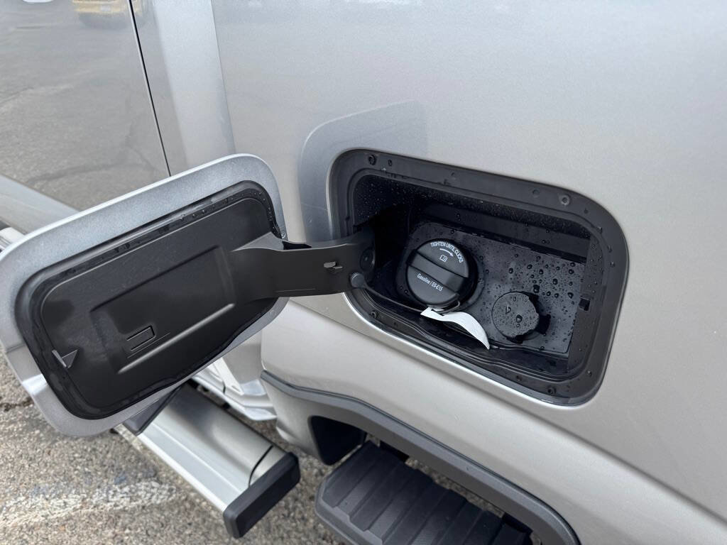 Used 2023 Ford F250 XLT image 44