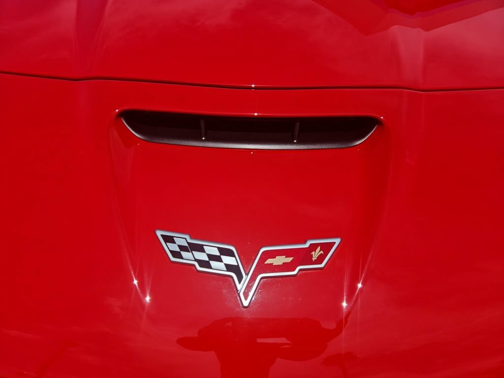 Used 2006 Chevrolet Corvette Z06 w/ Preferred Equipment Group RWD image 24