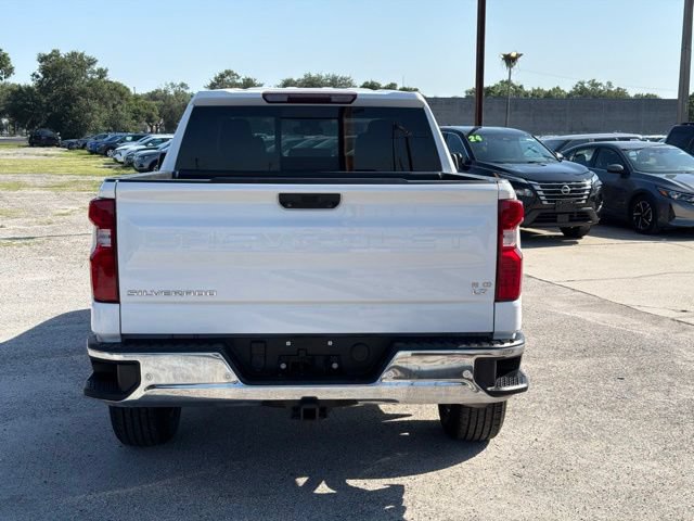 Used 2023 Chevrolet Silverado 1500 LT w/ Safety Package RWD image 5