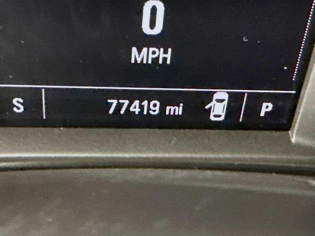 Used 2021 Chevrolet Malibu LT w/ Redline Edition FWD image 4