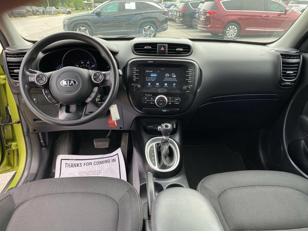 Used 2018 Kia Soul + FWD image 28