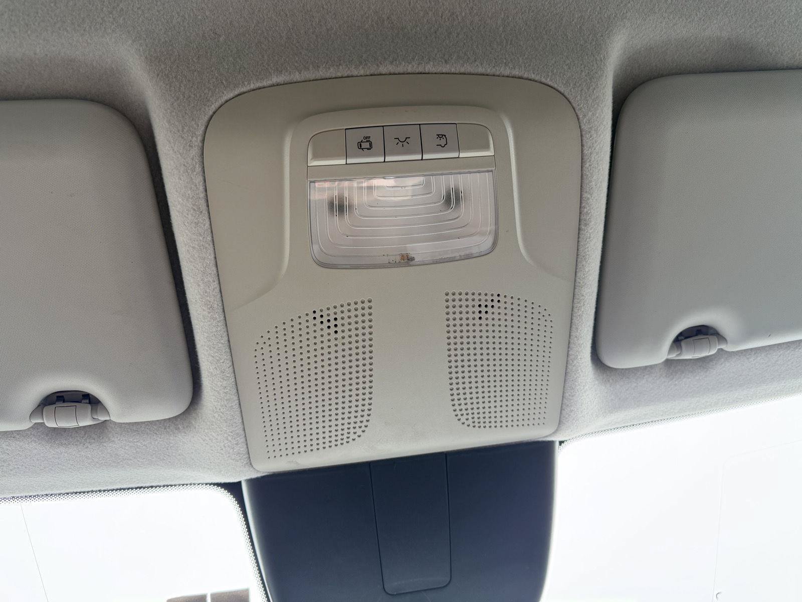 Used 2018 Mercedes-Benz Metris image 14