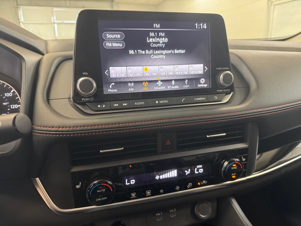 New 2026 Nissan Rogue SV AWD/4WD image 36
