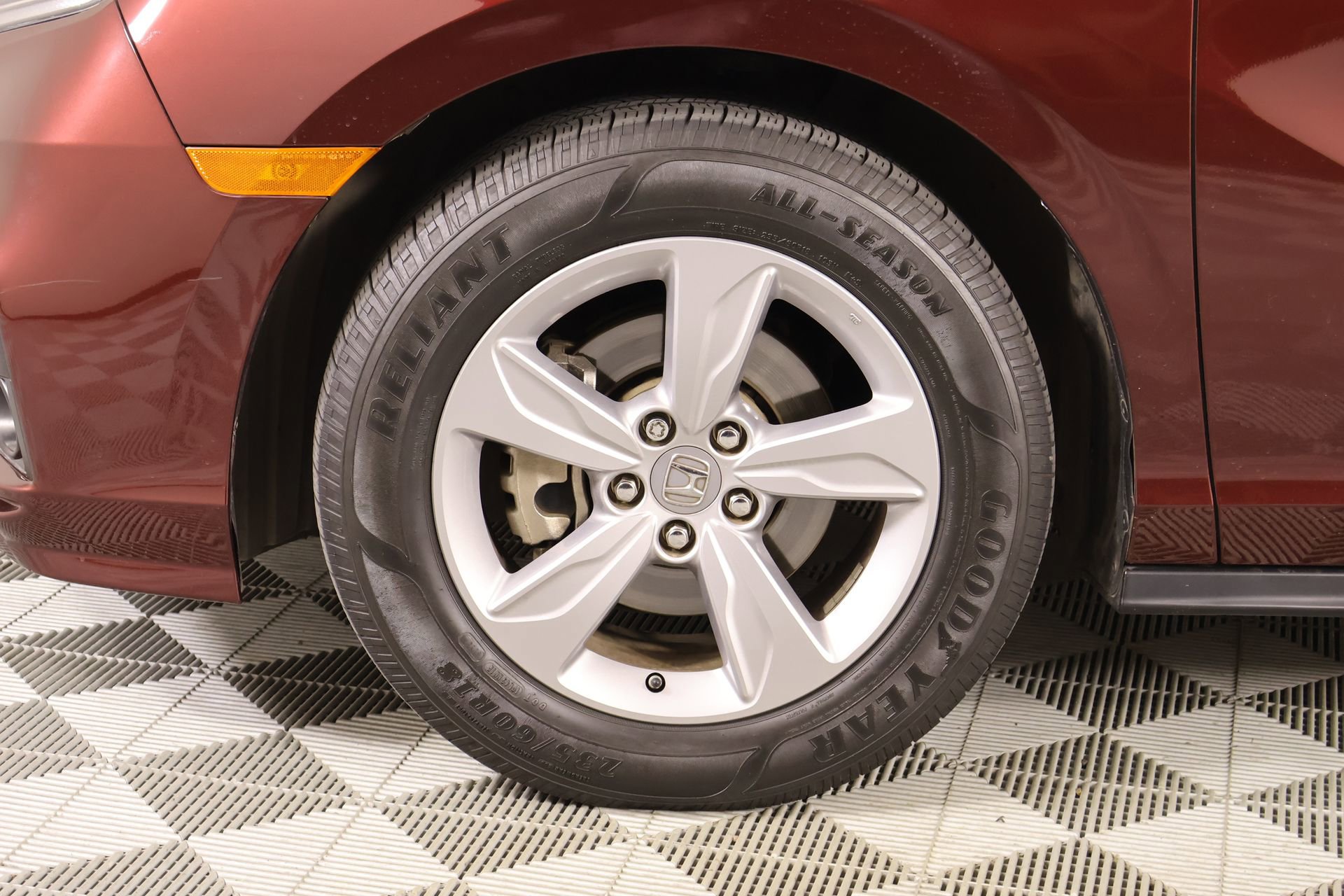 Used 2019 Honda Odyssey EX-L image 18