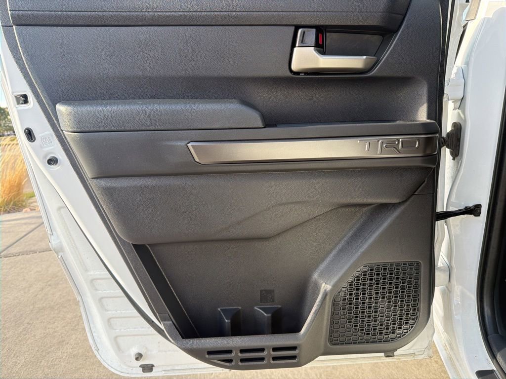 Used 2024 Toyota Tacoma TRD Sport w/ TRD Sport Upgrade Package image 23