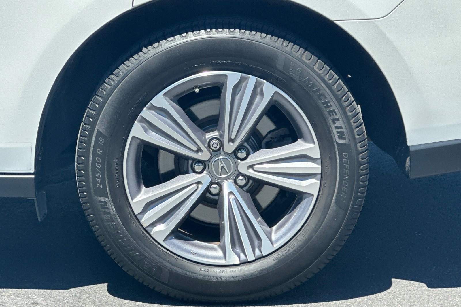 Used 2020 Acura MDX FWD image 36