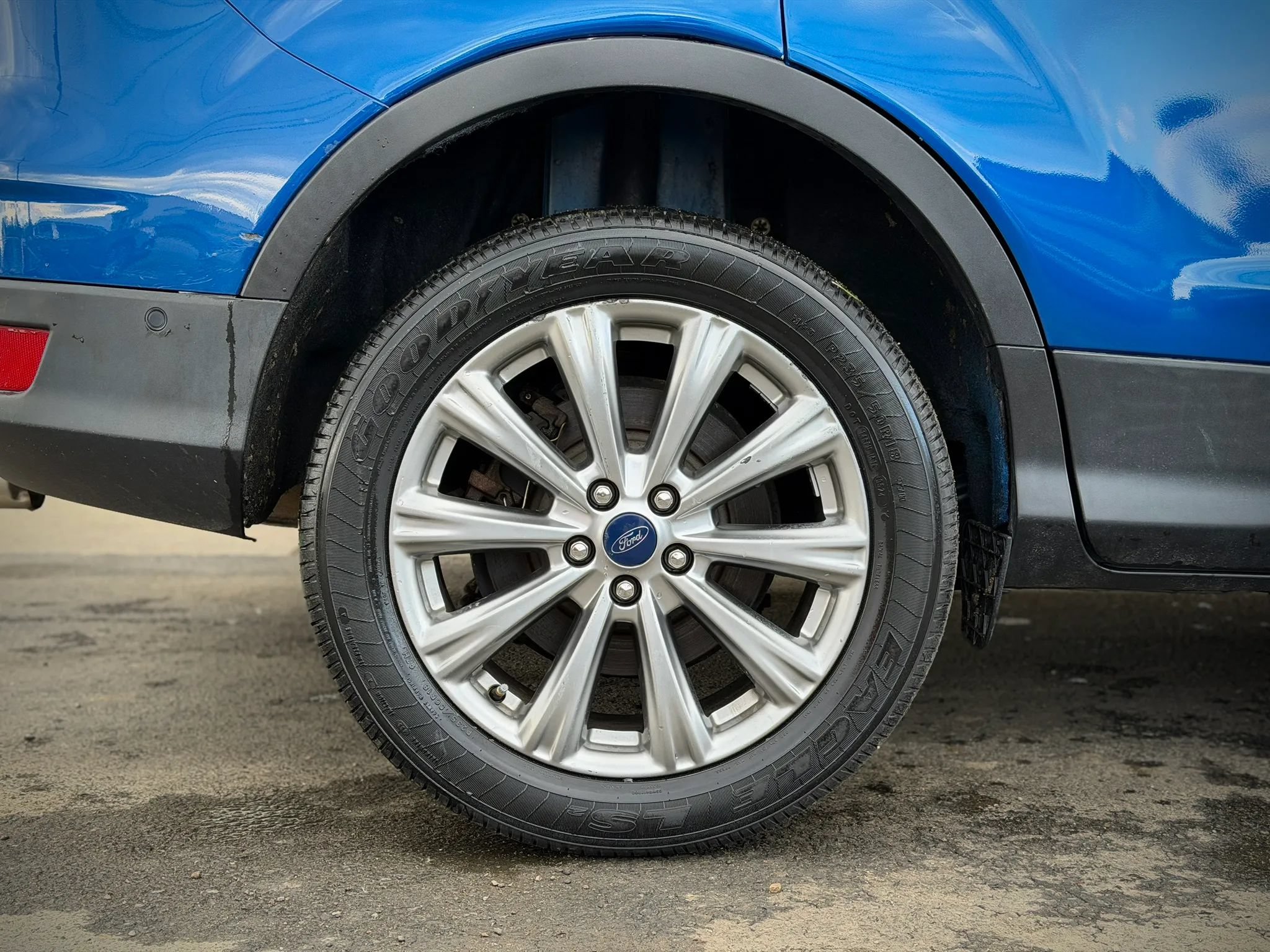 Used 2018 Ford Escape Titanium AWD/4WD image 31