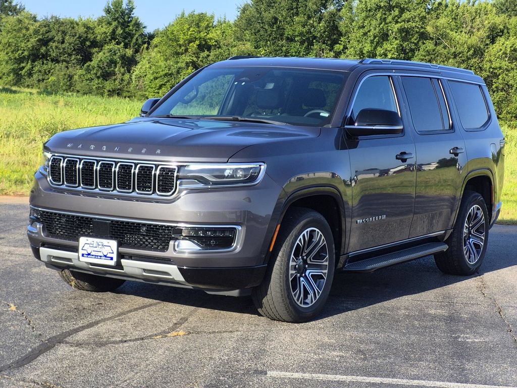 Used 2024 Jeep Wagoneer Series II w/ Flexible Seating Group AWD/4WD image 3