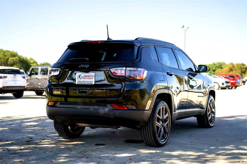 New 2026 Jeep Compass Latitude image 4