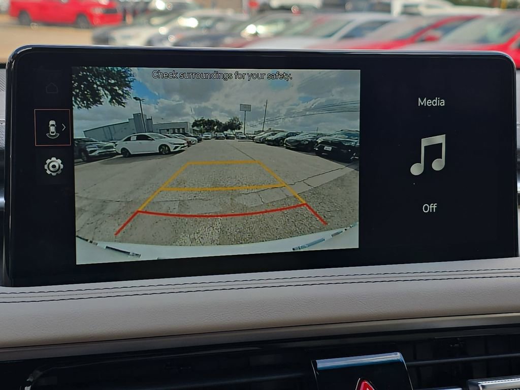 Used 2026 Genesis G70 2.5T image 22