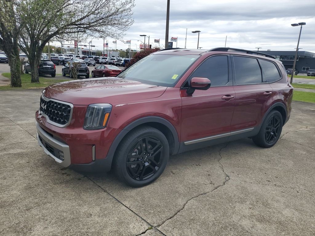 Used 2023 Kia Telluride SX X-Line AWD/4WD image 2