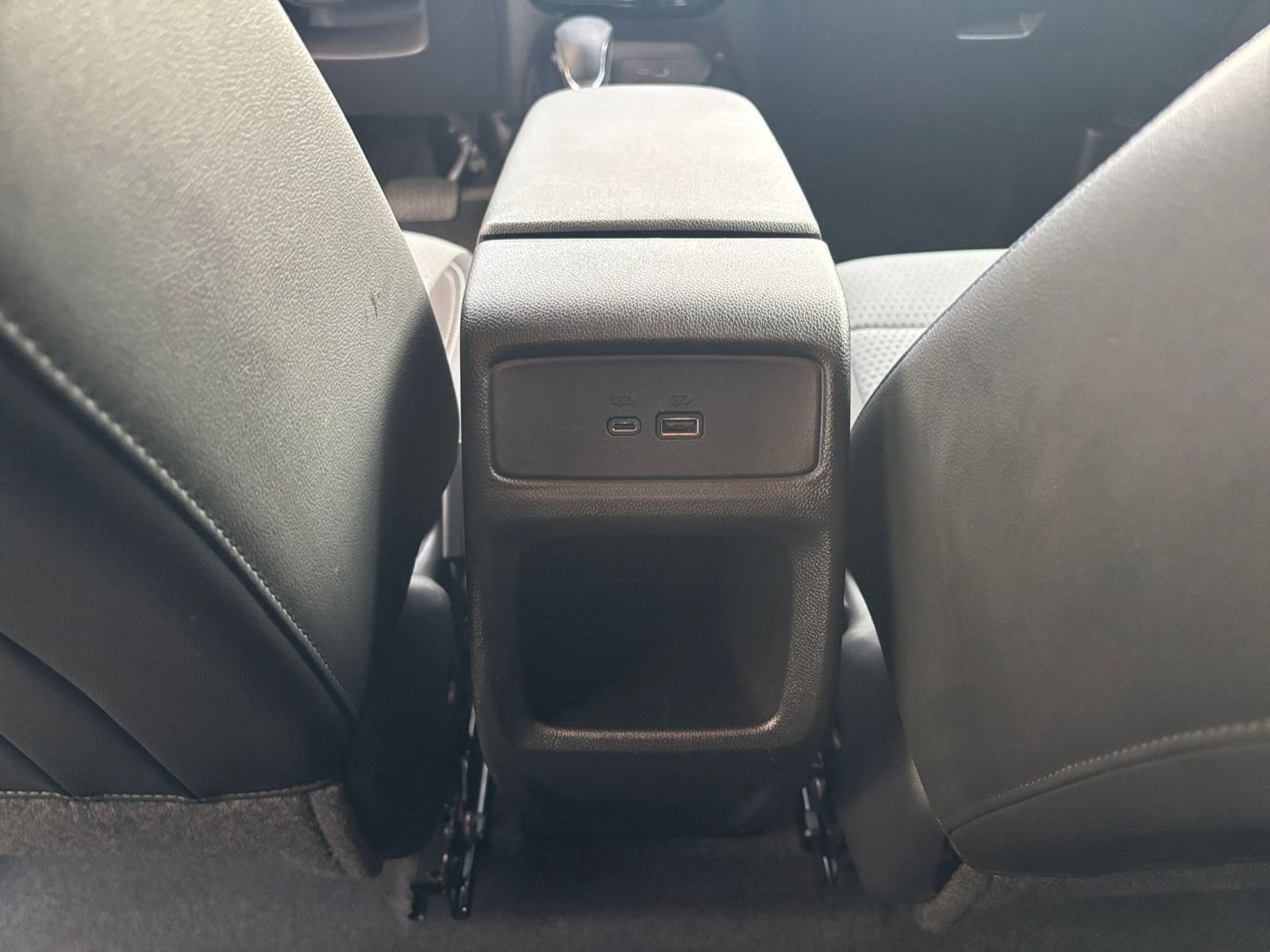 Used 2025 Chevrolet Trax LT image 25