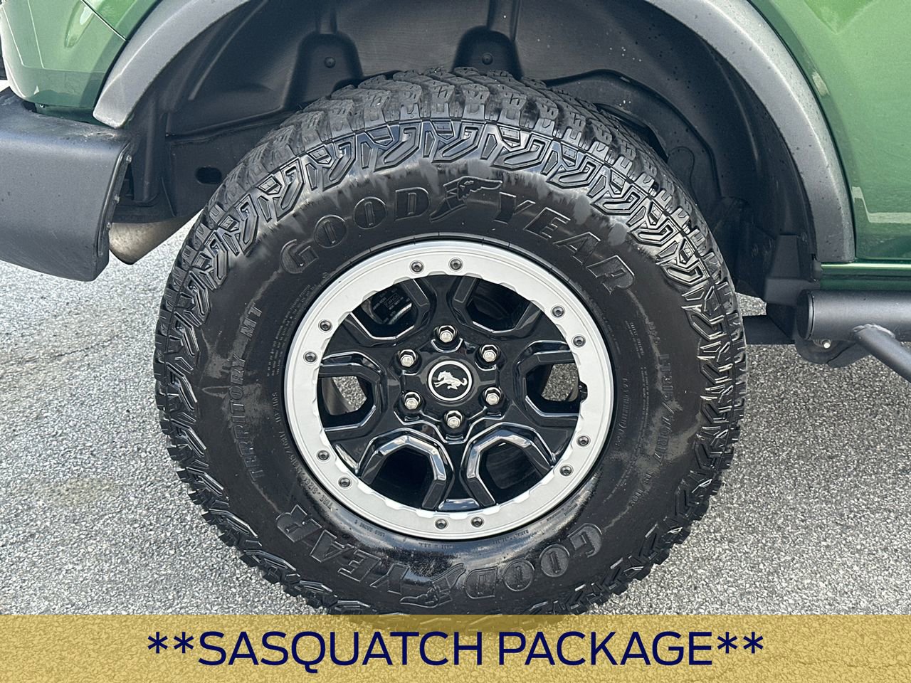 Certified 2023 Ford Bronco Big Bend w/ Sasquatch Package image 19