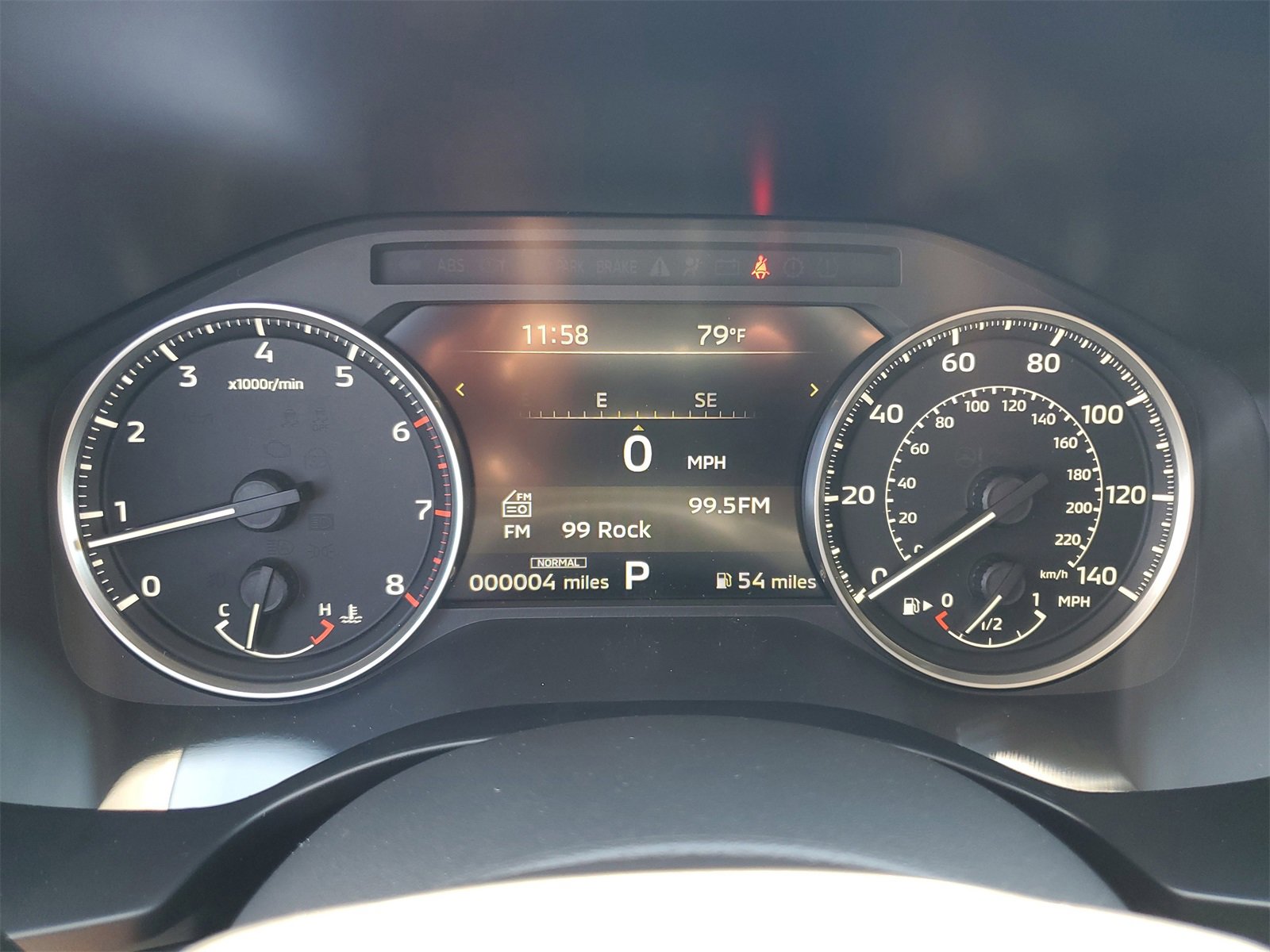New 2025 Mitsubishi Outlander SE image 13