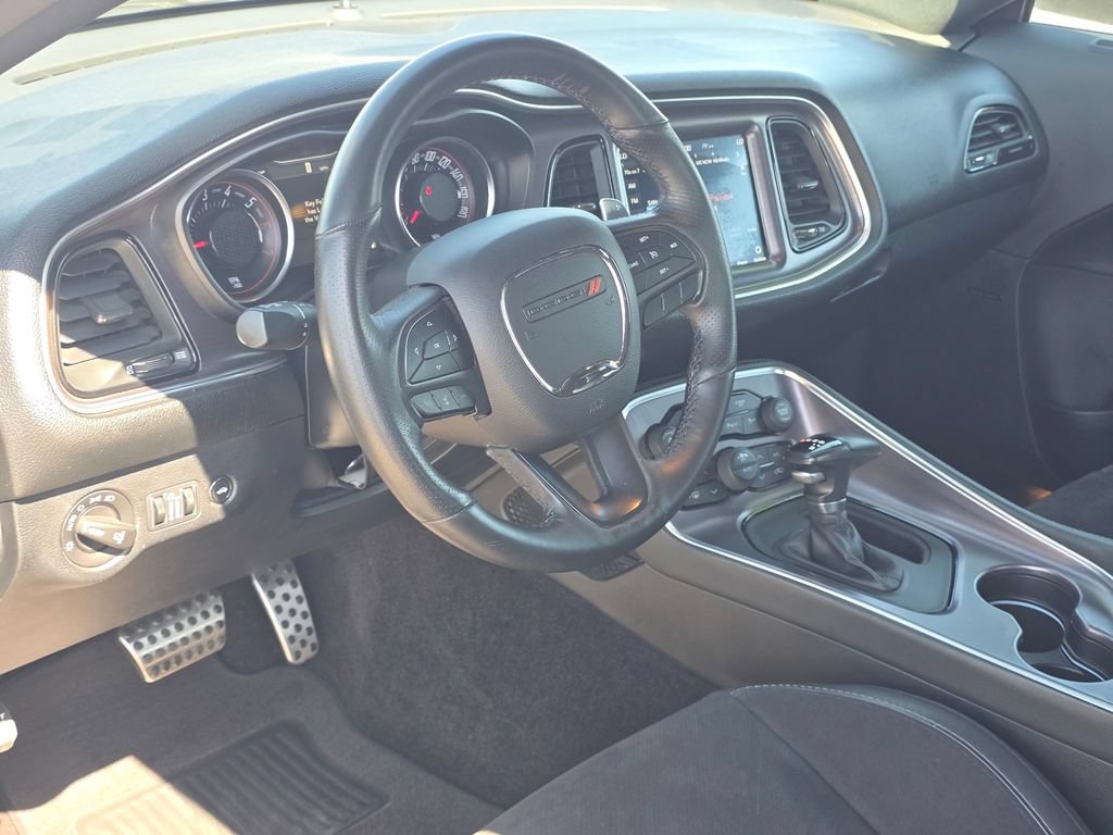 Used 2018 Dodge Challenger R/T Scat Pack RWD image 12