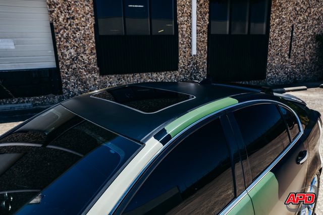 Used 2015 Chevrolet SS RWD image 30