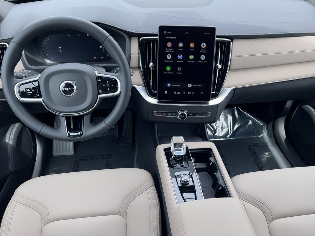 New 2026 Volvo XC90 B5 Core AWD/4WD image 5